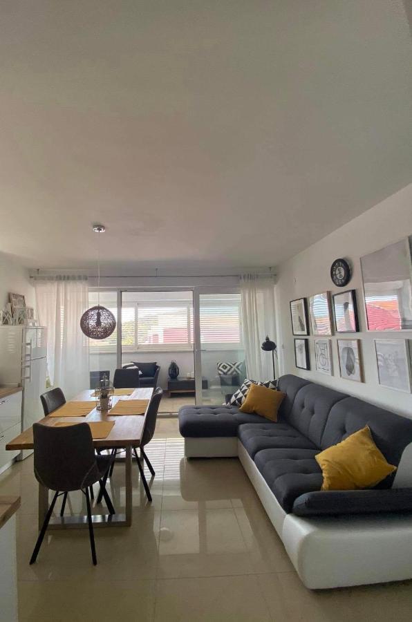 Vila Palit 497 D Apartment E Eksteriør bilde
